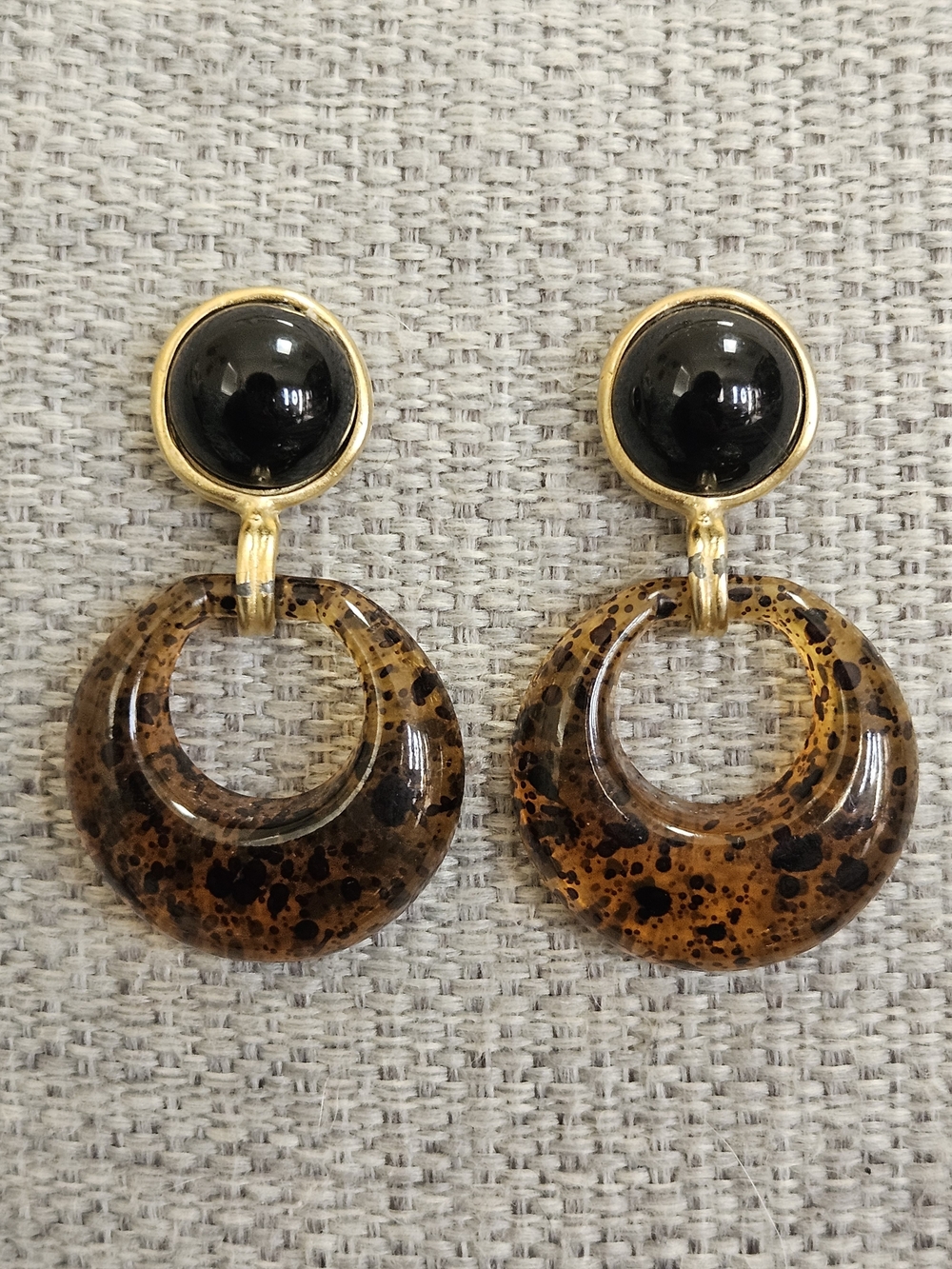 Retro-Inspired Dangle Earrings